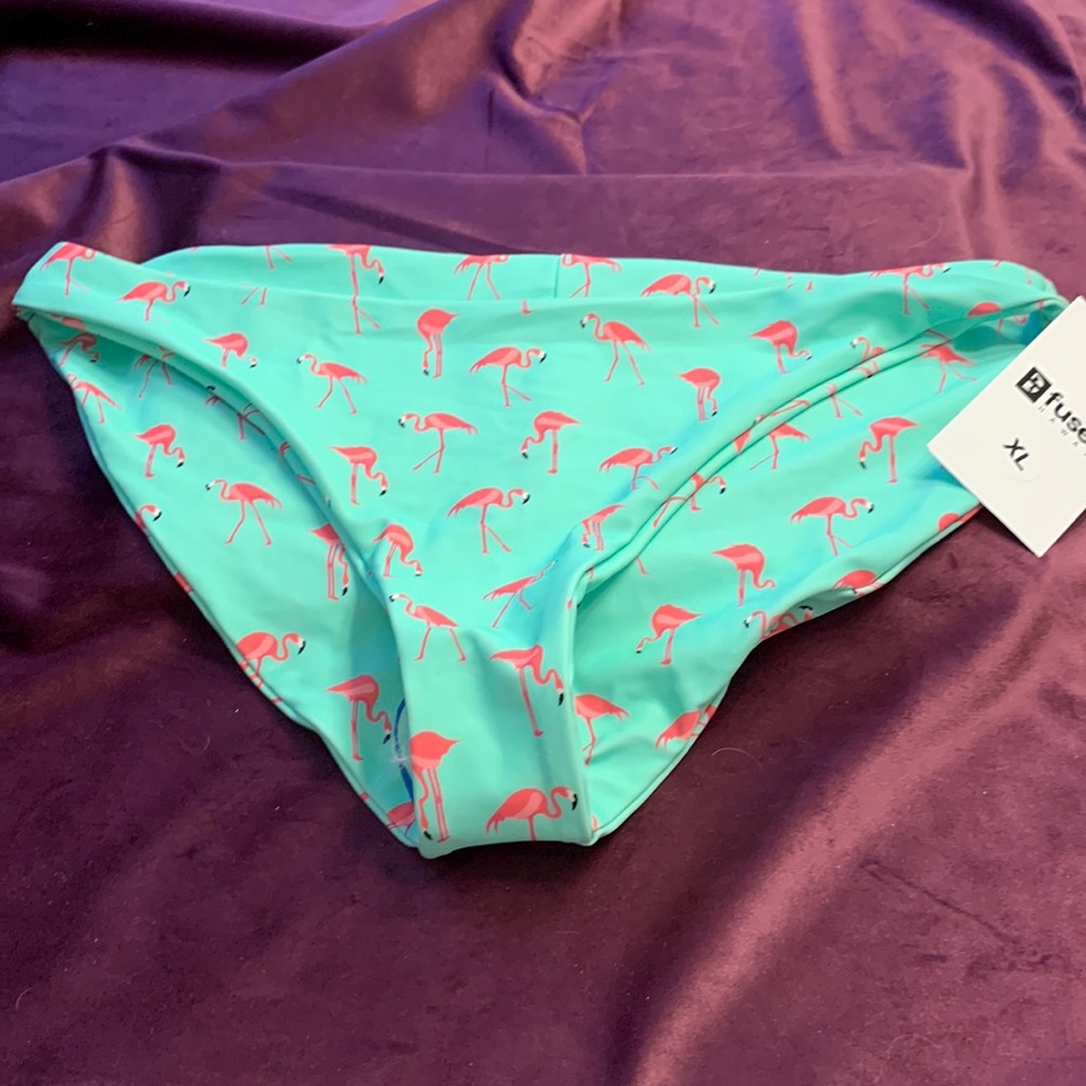 Xl fused flamingo Hapuna bottoms nwt